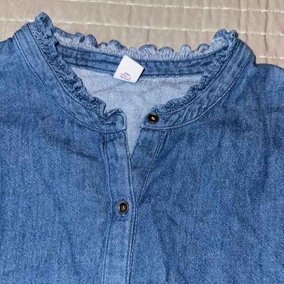 Old Navy Blue Chambray Shirt - Picture 6 of 7